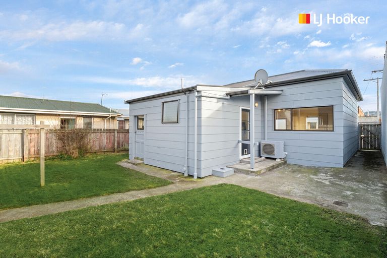 Photo of property in 3 Osmond Street, South Dunedin, Dunedin, 9012