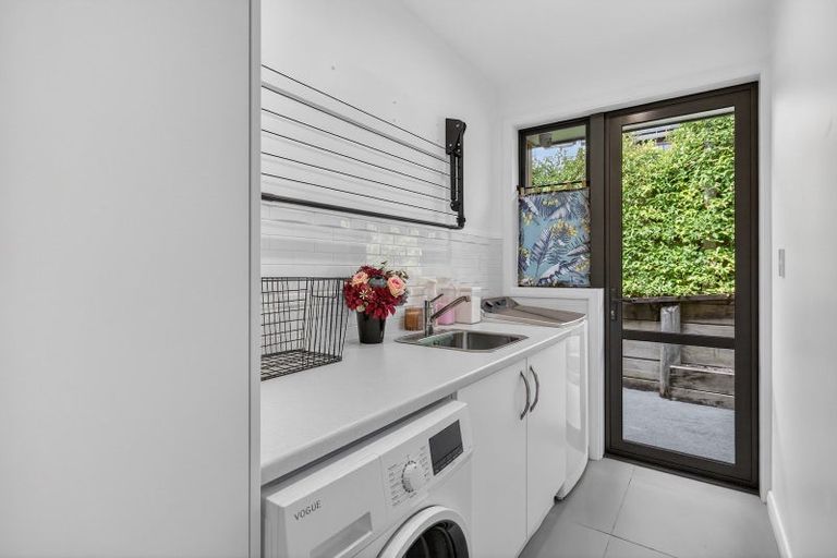 Photo of property in 100 Condor Drive, Pyes Pa, Tauranga, 3112