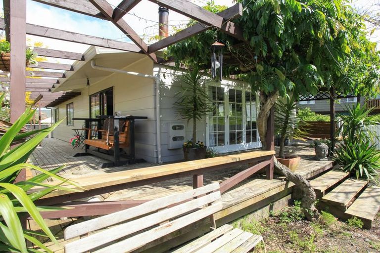 Photo of property in 19 Aileen Place, Nawton, Hamilton, 3200