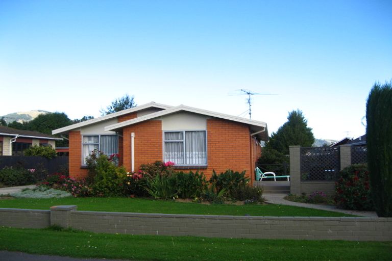 Photo of property in 14 Cedar Crescent, Mosgiel, 9024