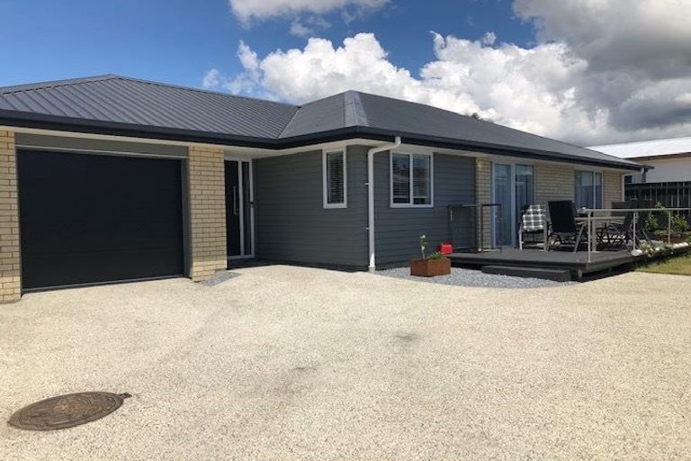 Photo of property in 18 Maitland Avenue, Stoke, Nelson, 7011