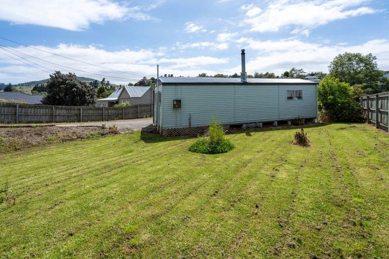 Photo of property in 10 Beach Street, Waikouaiti, 9510