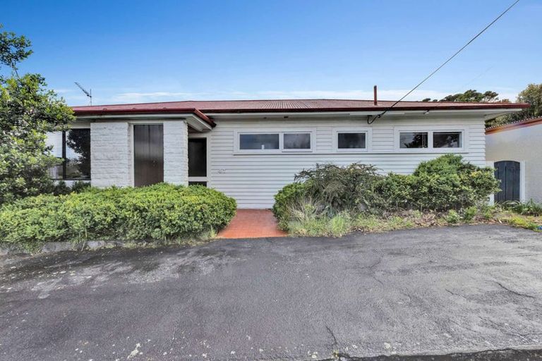 Photo of property in 47 Cameron Street, New Plymouth, 4310
