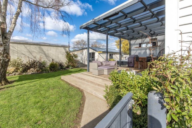 Photo of property in 2 Manila Street, Dannevirke, 4930