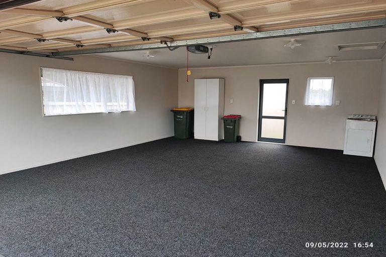 Photo of property in 25j Youngs Road, Papakura, 2110