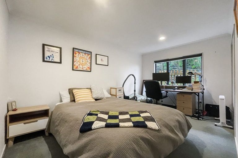 Photo of property in 33 Whaui Street, Vogeltown, Wellington, 6021