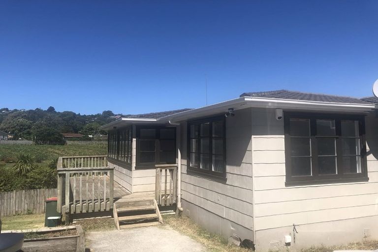 Photo of property in 10 Igloo Place, Red Hill, Papakura, 2110