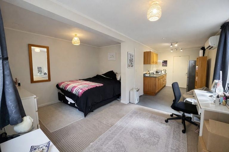 Photo of property in 28 Devon Street, Aro Valley, Wellington, 6021