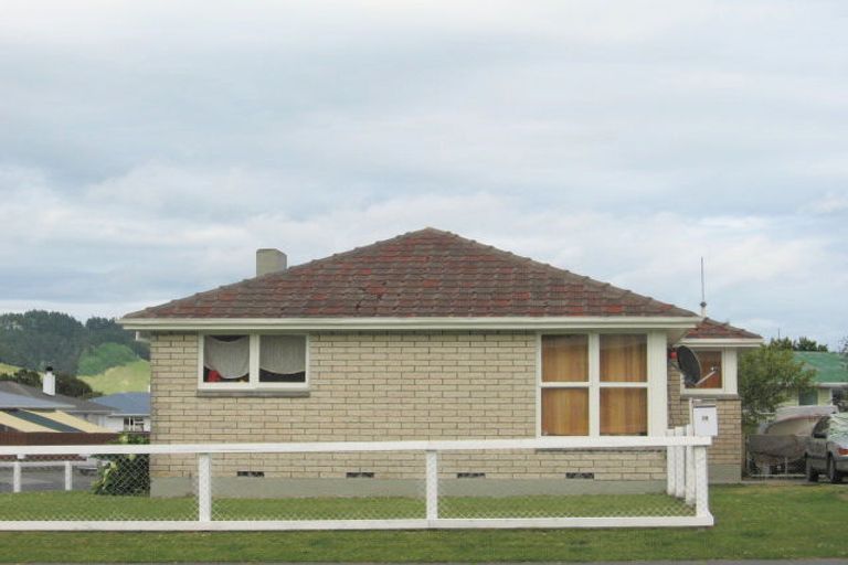 Photo of property in 28 Pickering Street, Outer Kaiti, Gisborne, 4010