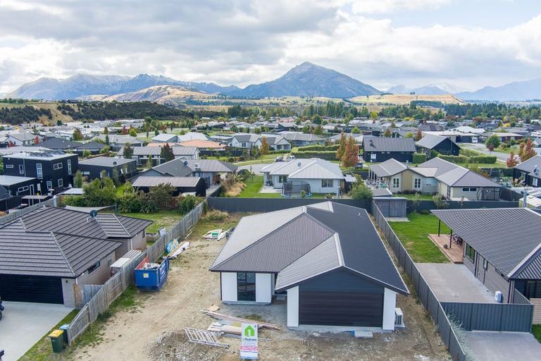 Photo of property in 6 Mallard Street, Albert Town, Wanaka, 9305