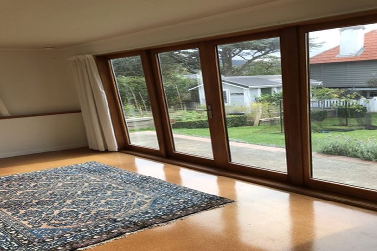 Photo of property in 28 Wade Street, Wadestown, Wellington, 6012