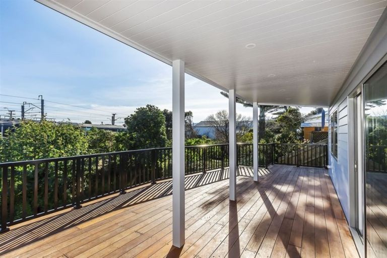 Photo of property in 87 Saint Andrews Road, Plimmerton, Porirua, 5026