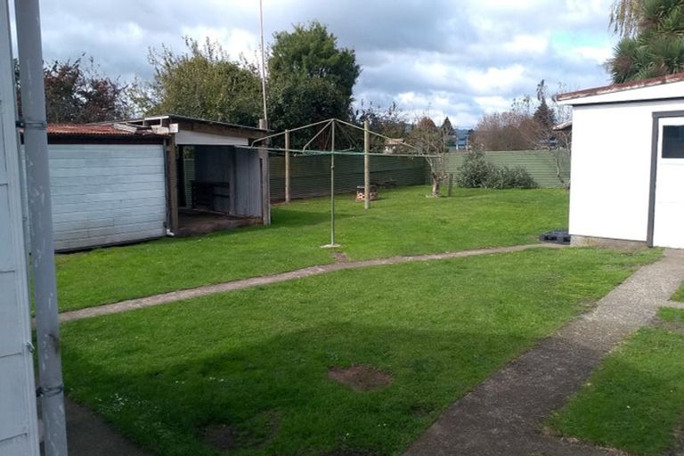 Photo of property in 34 Fairview Road, Western Heights, Rotorua, 3015