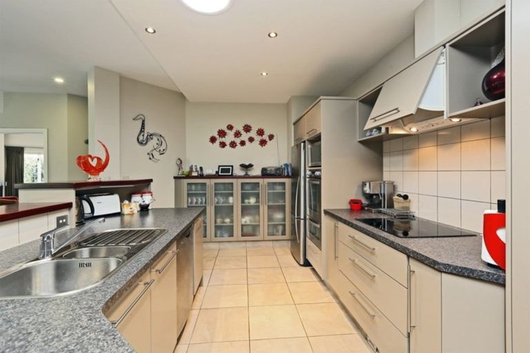 Photo of property in 5 Chenin Place, Greenmeadows, Napier, 4112