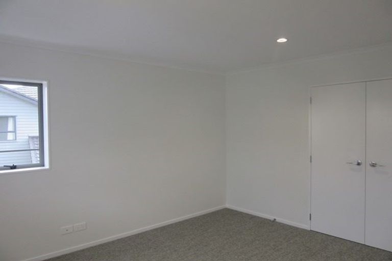 Photo of property in 13 Mauku Lane, Greenhithe, Auckland, 0632