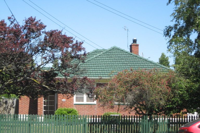 Photo of property in 121 Selwyn Street, Somerfield, Christchurch, 8024