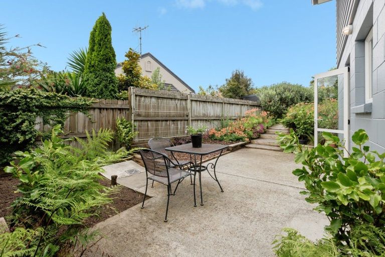Photo of property in 12 Brodie Place, Bethlehem, Tauranga, 3110