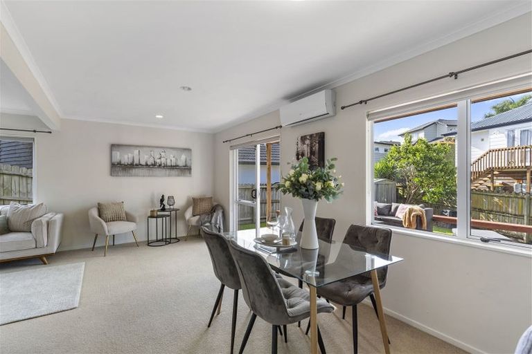 Photo of property in 53b Howe Street, Howick, Auckland, 2014