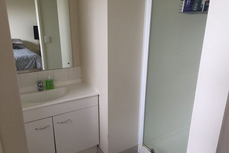 Photo of property in 16a Margarita Rise, Pukekohe, 2120