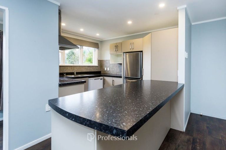 Photo of property in 27 Ngahere Street, Stokes Valley, Lower Hutt, 5019