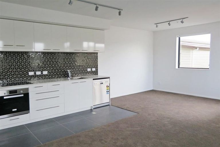 Photo of property in The Firemans Apartments, 212/321 Jackson Street, Petone, Lower Hutt, 5012