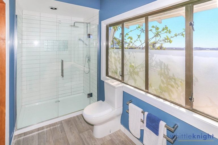 Photo of property in 18 Mount Pleasant Road, Mount Pleasant, Christchurch, 8081