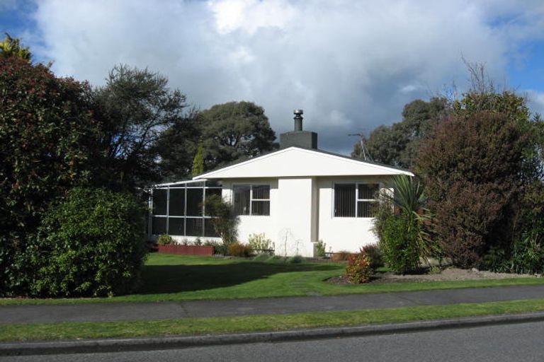Photo of property in 3 Ranfurly Street, Solway, Masterton, 5810