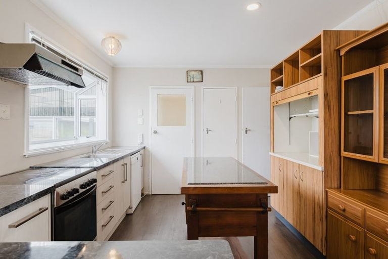 Photo of property in 5 Panako Place, Awapuni, Palmerston North, 4412