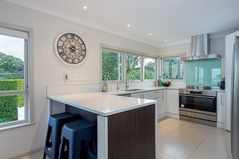 Photo of property in 26 Castor Bay Road, Castor Bay, Auckland, 0620