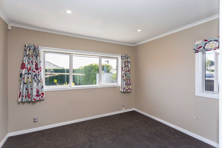 Photo of property in 19 Toorak Avenue, Avonhead, Christchurch, 8042