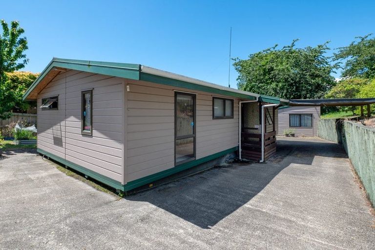 Photo of property in 5 Beryl Place, Pukehangi, Rotorua, 3015