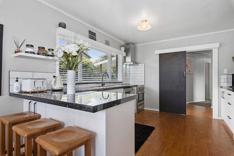 Photo of property in 22 Wharepaina Crescent, Springfield, Rotorua, 3015