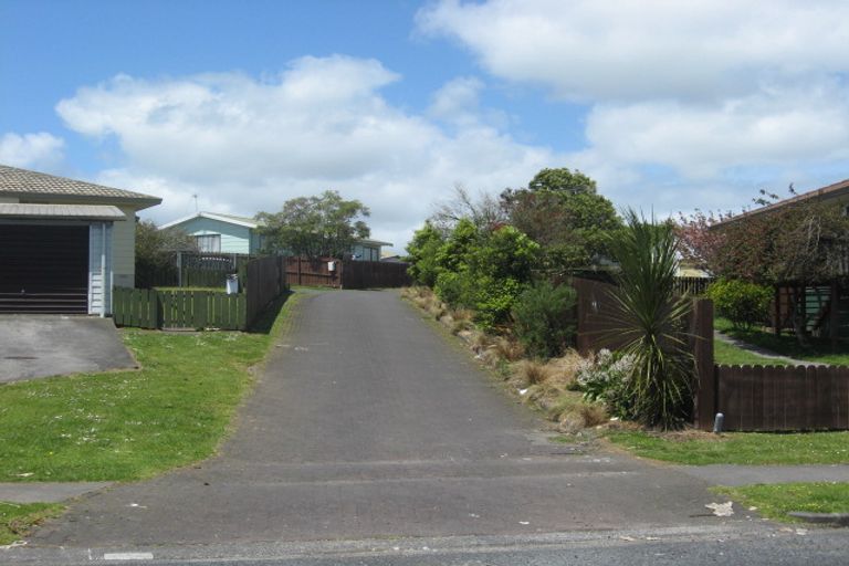 Photo of property in 45 Maplesden Drive, Clendon Park, Auckland, 2103
