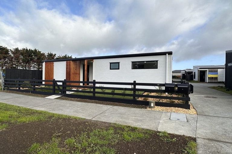 Photo of property in 49a Constable Road, Waiuku, 2123