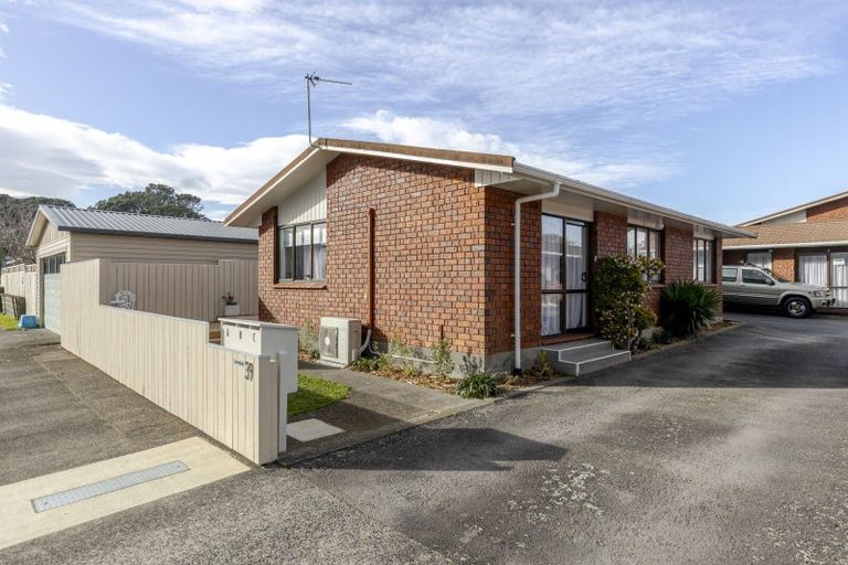Photo of property in 1/39 Fulford Street, New Plymouth, 4310