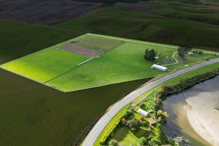 Photo of property in 2034 Riversdale Waikaia Road, Waikaia, Gore, 9777