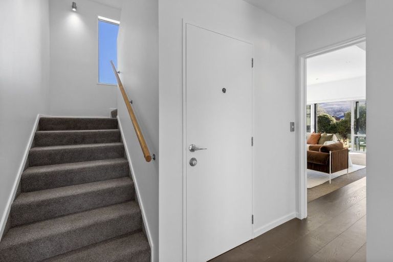 Photo of property in 18 Lochnagar Drive, Lake Hayes, Queenstown, 9304