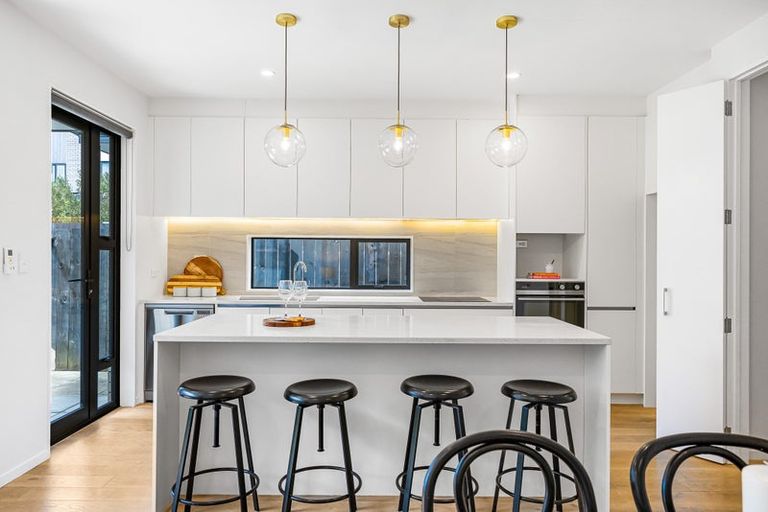 Photo of property in 6 Desalt Drive, Hobsonville, Auckland, 0616