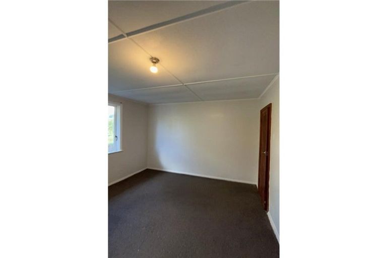 Photo of property in 59 Bell Street, Tawa, Wellington, 5028
