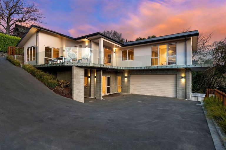 Photo of property in 22 Bengal Drive, Cashmere, Christchurch, 8022