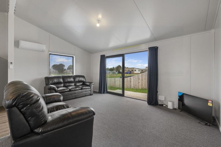 Photo of property in 37 Te Iwiheke Place, Turangi, 3334