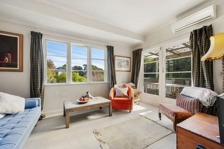 Photo of property in 45 Sidlaw Street, Strathmore Park, Wellington, 6022