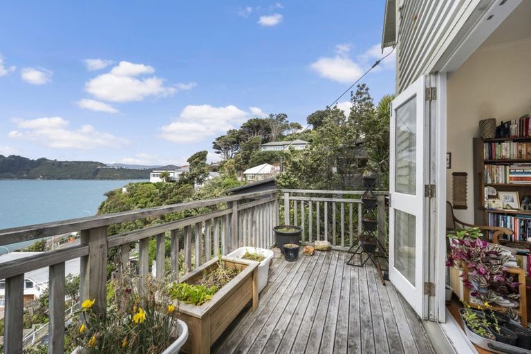 Photo of property in 108 Maida Vale Road, Roseneath, Wellington, 6011