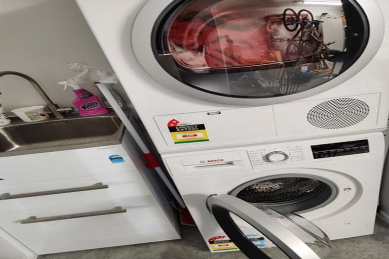 Photo of property in 7 Mawai Hakona Drive, Wallaceville, Upper Hutt, 5018