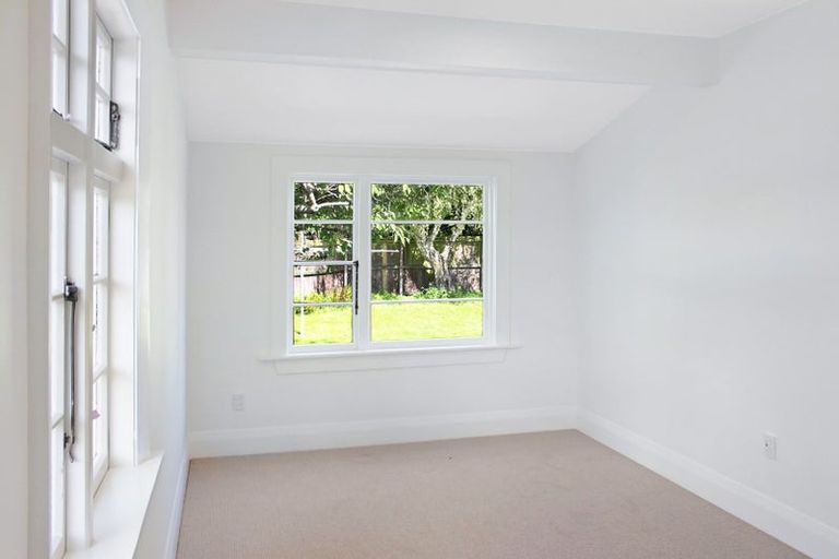 Photo of property in 62 Opawa Road, Waltham, Christchurch, 8023