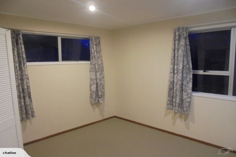 Photo of property in 12 Erica Road, Sunnynook, Auckland, 0620