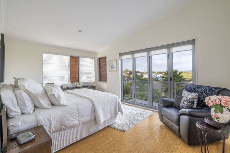Photo of property in 55 Bannings Way, Hobsonville, Auckland, 0618