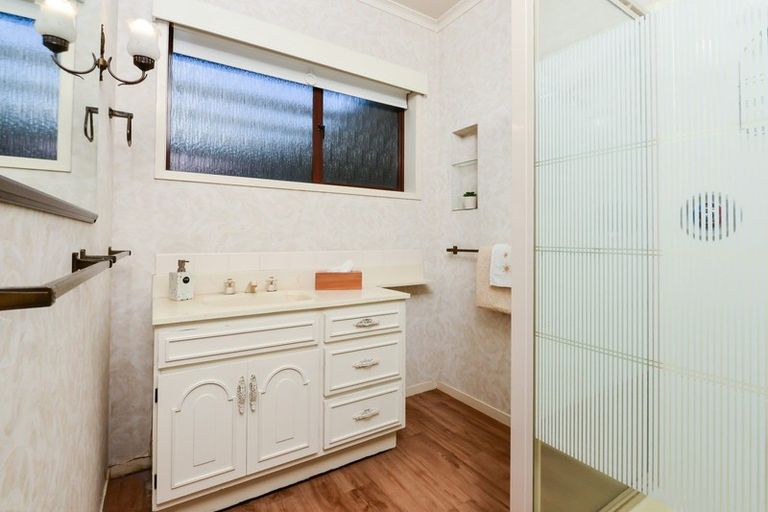 Photo of property in 16 Cattanach Street, St Andrews, Hamilton, 3200