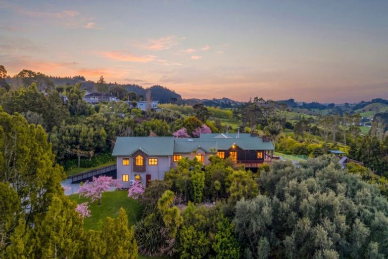 Photo of property in 96 Pebble Brook Road, Waitoki, Silverdale, 0994