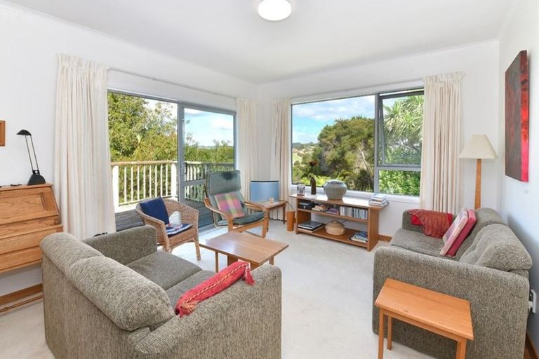 Photo of property in 130 Shanks Road, Helensville, 0875